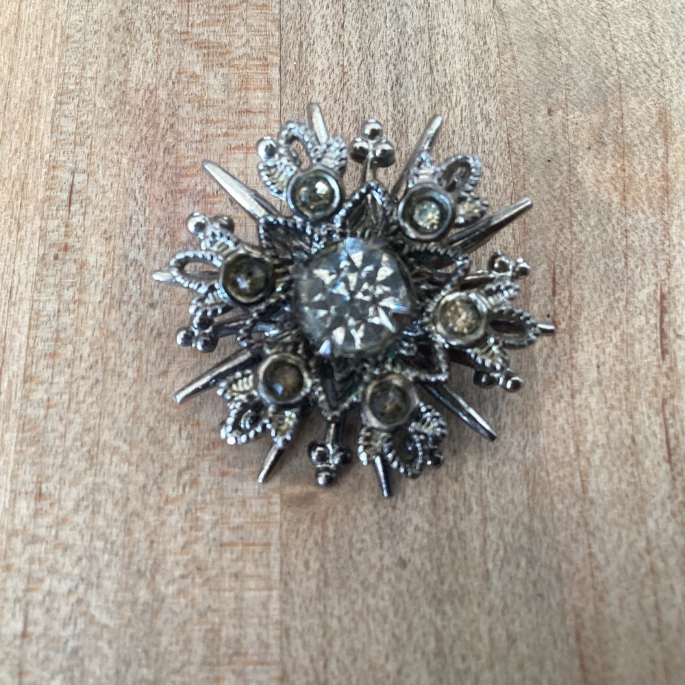 Unmarked Vintage Silver-Tone Crystal Starburst Snowflake Brooch